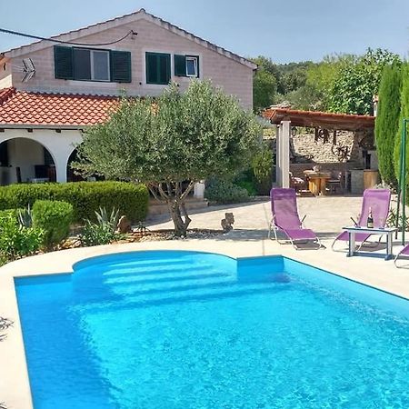 Charming Villa Nika With The Pool 苏佩塔尔 外观 照片