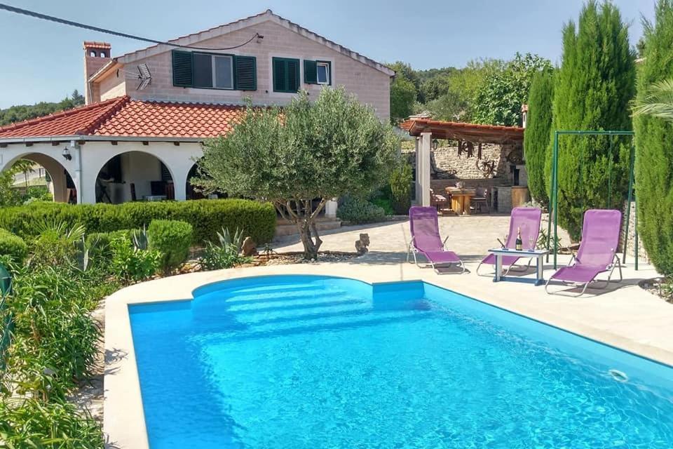 Charming Villa Nika With The Pool 苏佩塔尔 外观 照片